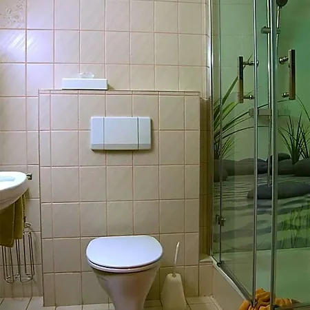 B&B Gaestehaus Goetz 3*