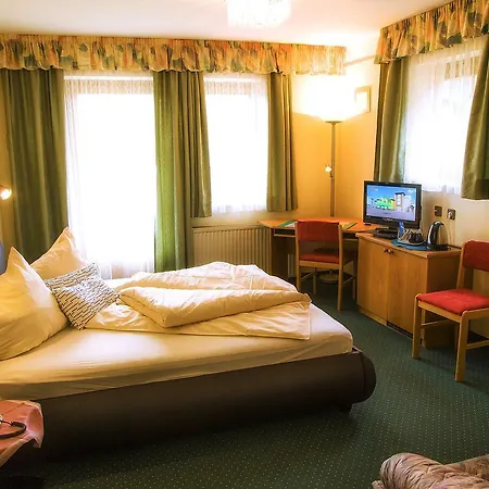 Gaestehaus Goetz Bed and breakfast Drobollach am Faakersee