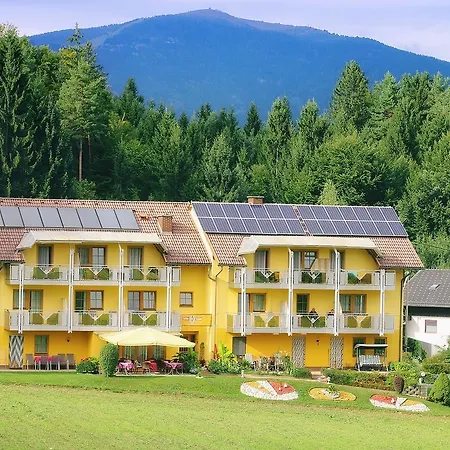 Bed and breakfast Gaestehaus Goetz 3*