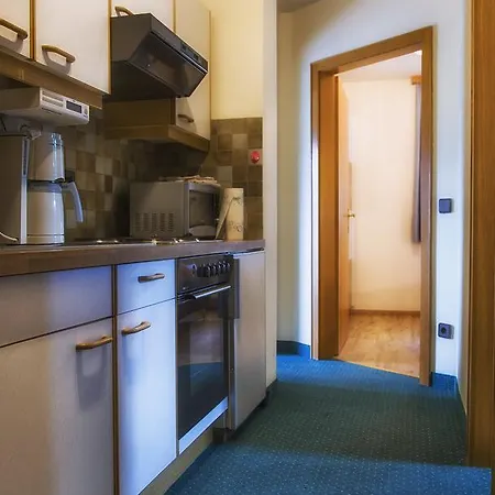 B&B Gaestehaus Goetz 드로볼라흐암파케르시