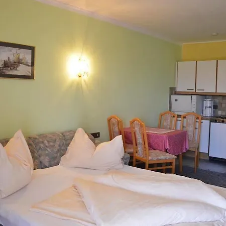 Gaestehaus Goetz 3*