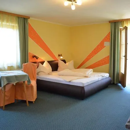 Bed & Breakfast Gaestehaus Goetz