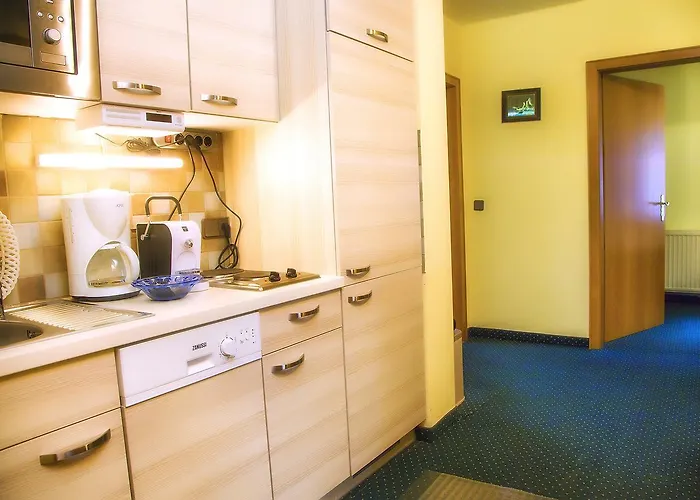 Gaestehaus Goetz Bed & Breakfast Drobollach am Faakersee