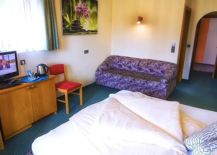 Gaestehaus Goetz Bed & Breakfast Drobollach am Faakersee