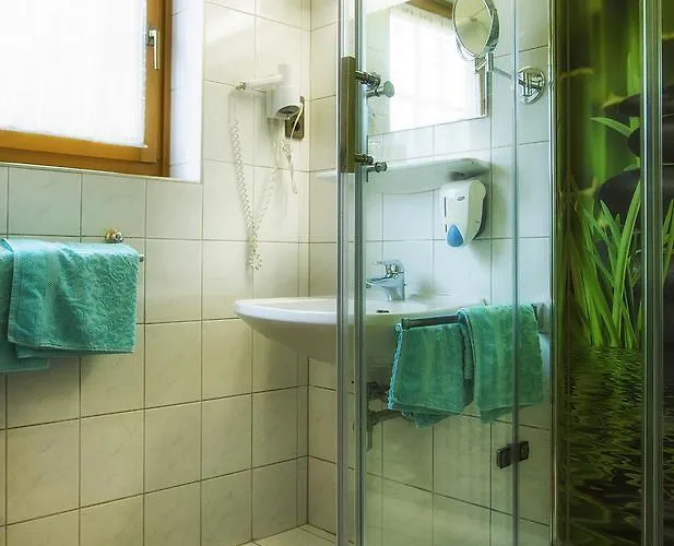 Gaestehaus Goetz Drobollach am Faakersee