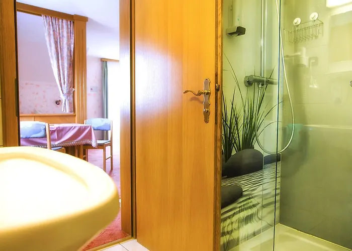 Bed & Breakfast Gaestehaus Goetz 3*