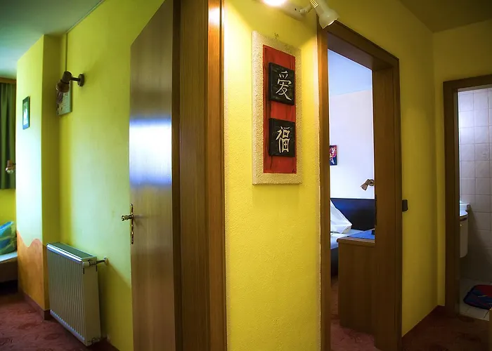 Bed & Breakfast Gaestehaus Goetz Drobollach am Faakersee