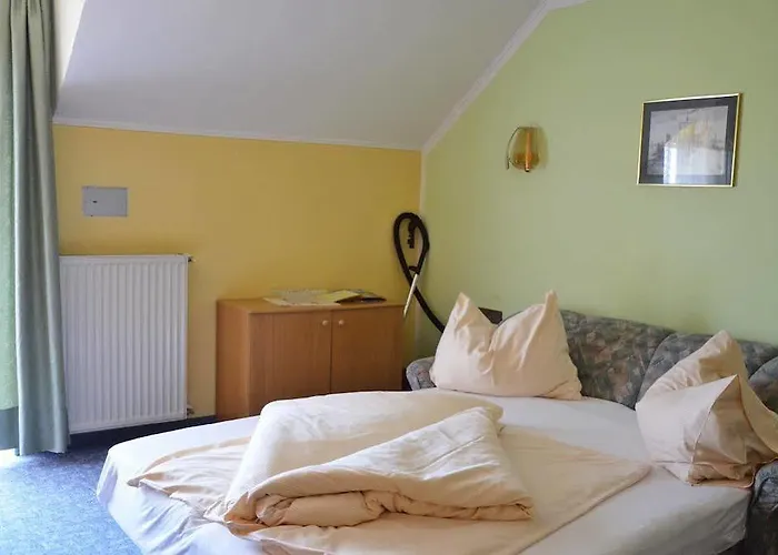 Gaestehaus Goetz Drobollach am Faakersee